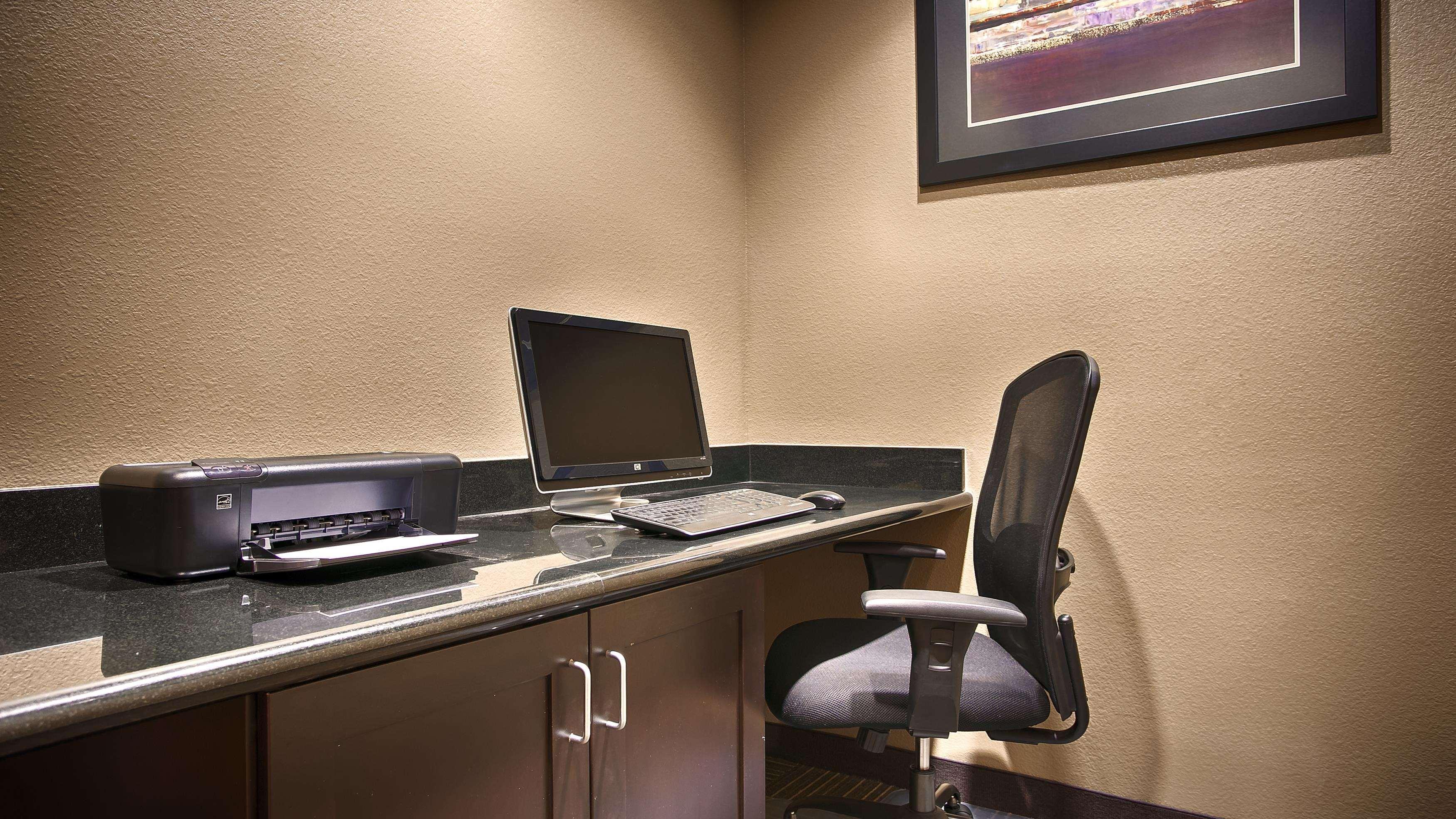 Best Western Giddings Inn & Suites Εξωτερικό φωτογραφία